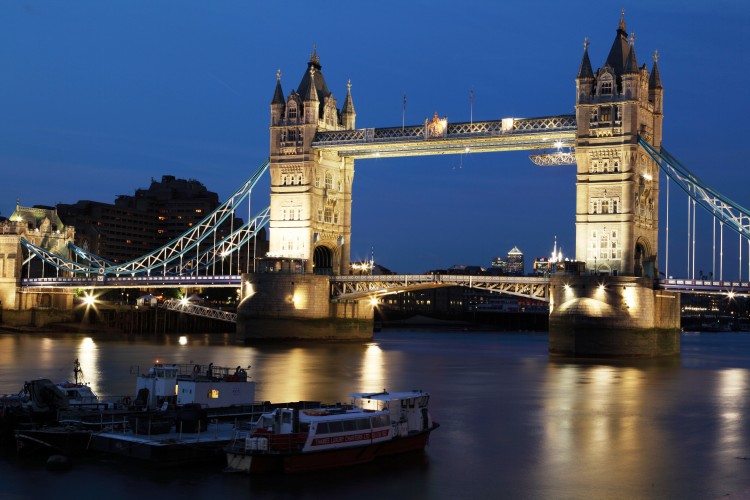 Puente de Londres, Gran Bretaña