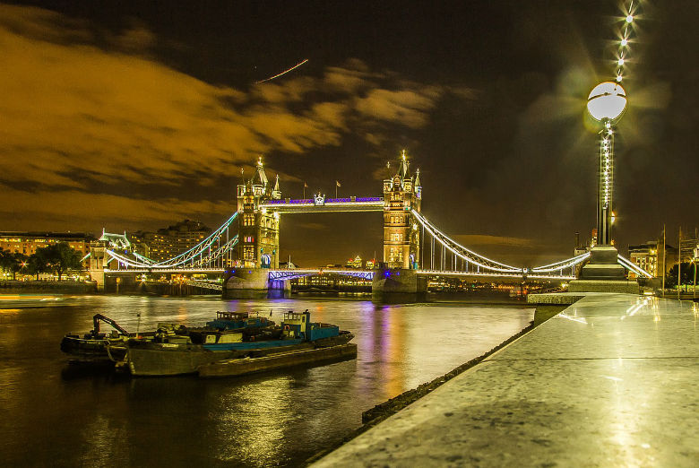 Puente de Londres sobre el río Támesis