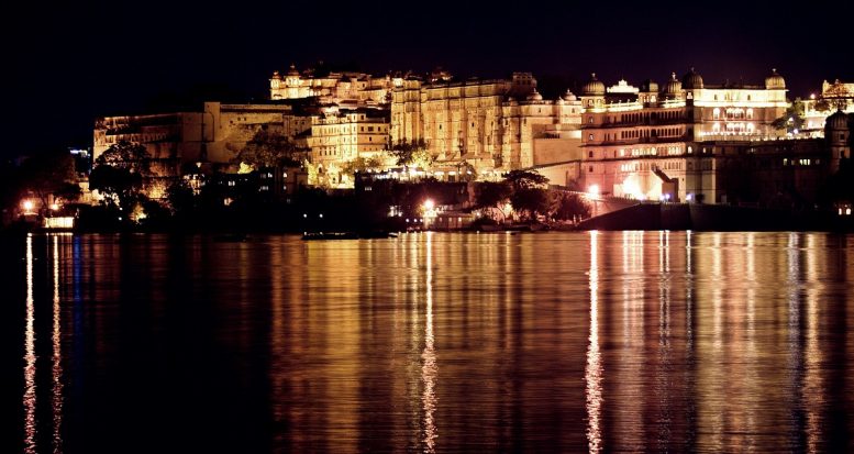 Udaipur de noche