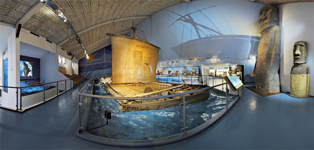 Interior del museo Kon-Tiki