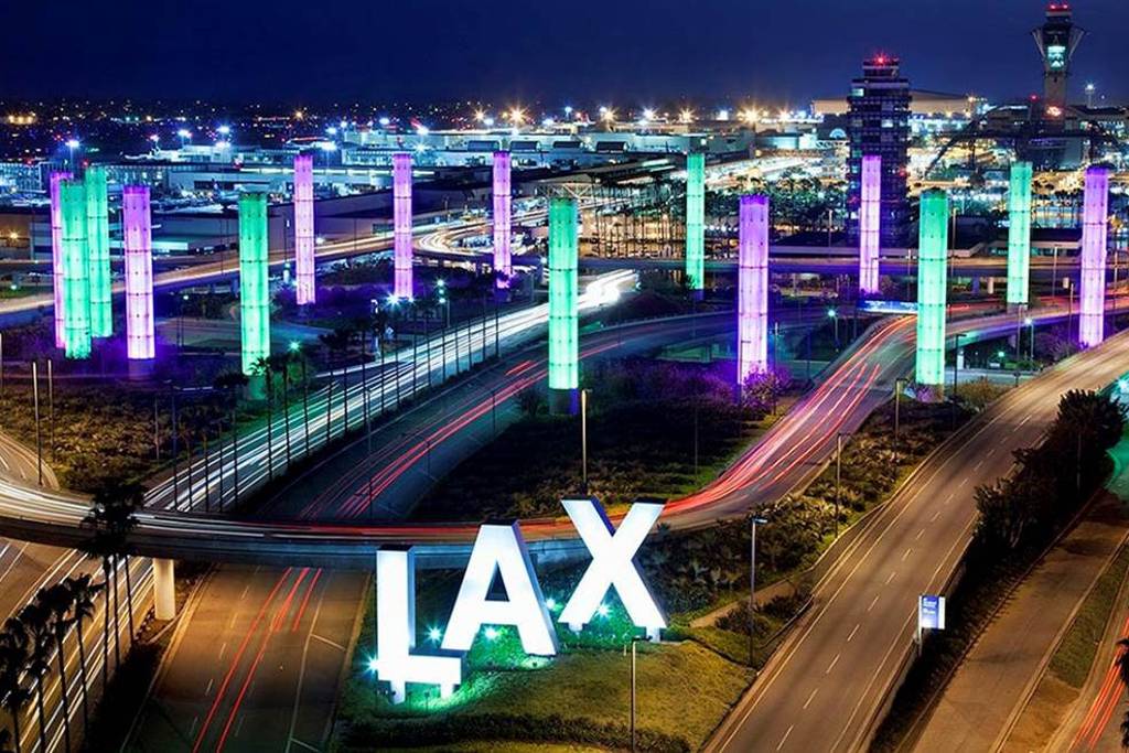 Cómo llegar desde el aeropuerto a Los Ángeles