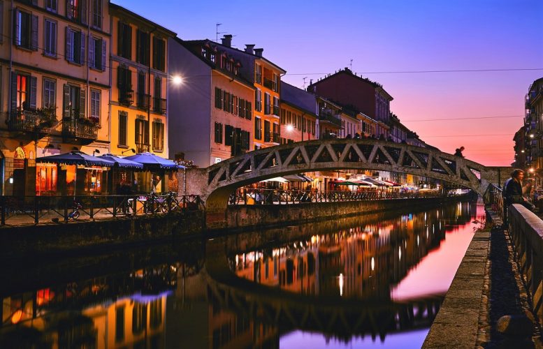 Canal Naviglio Grande