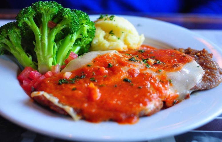 MILANESA A LA NAPOLITANA