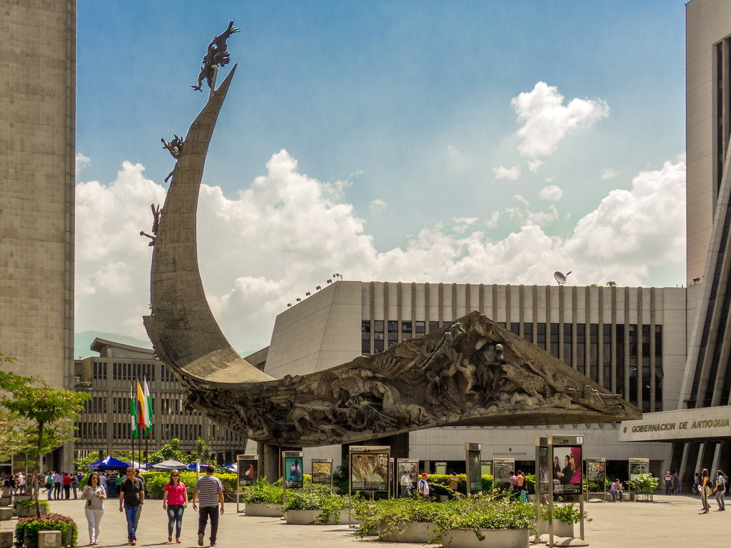 Monumento a la raza Antioqueña Monumento a la raza Antioqueña