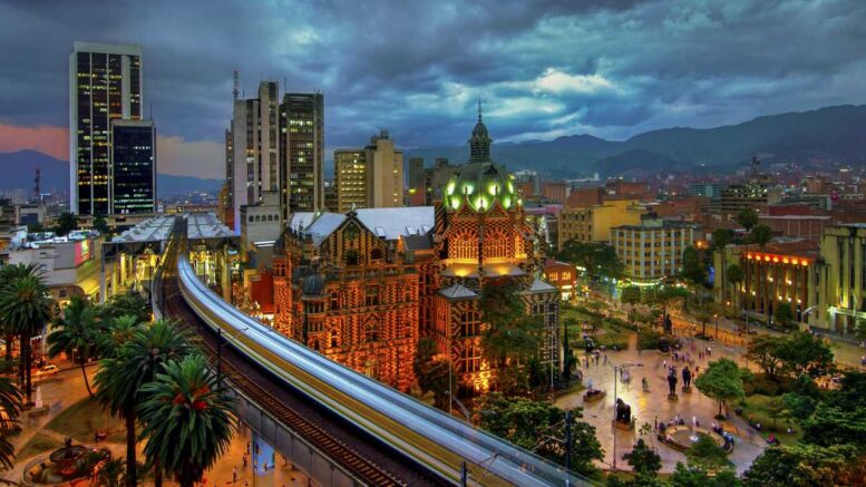 Ciudad de Medellín Ciudad de Medellín