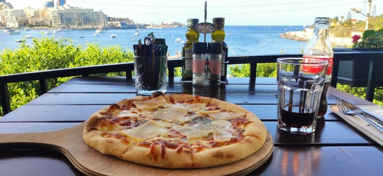 Comida con vistas en Malta