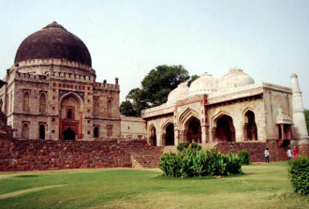 Lodi Gardens y las tumbas de los sultanes