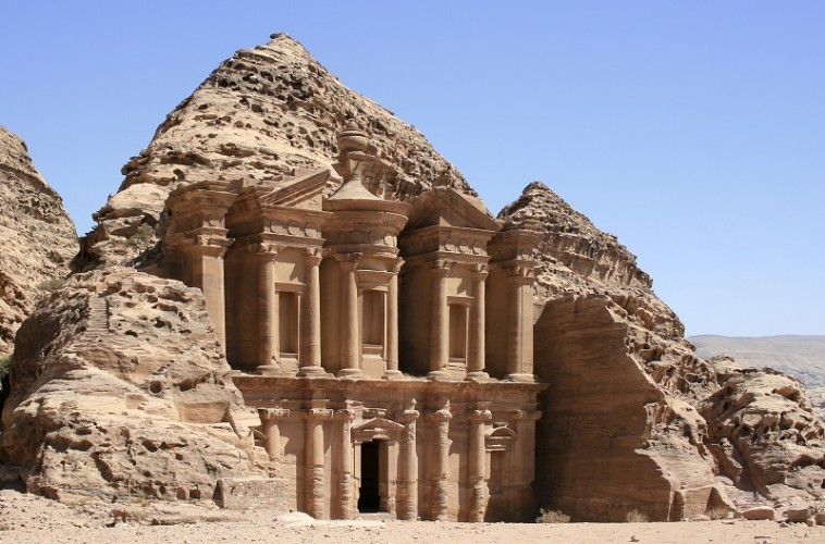 Deir en Petra, Jordania